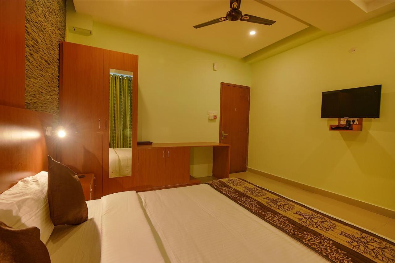 Fabhotel The Btm Palace - Btm Layout Nr Gopalan Innovation Mall Bangalore Dış mekan fotoğraf