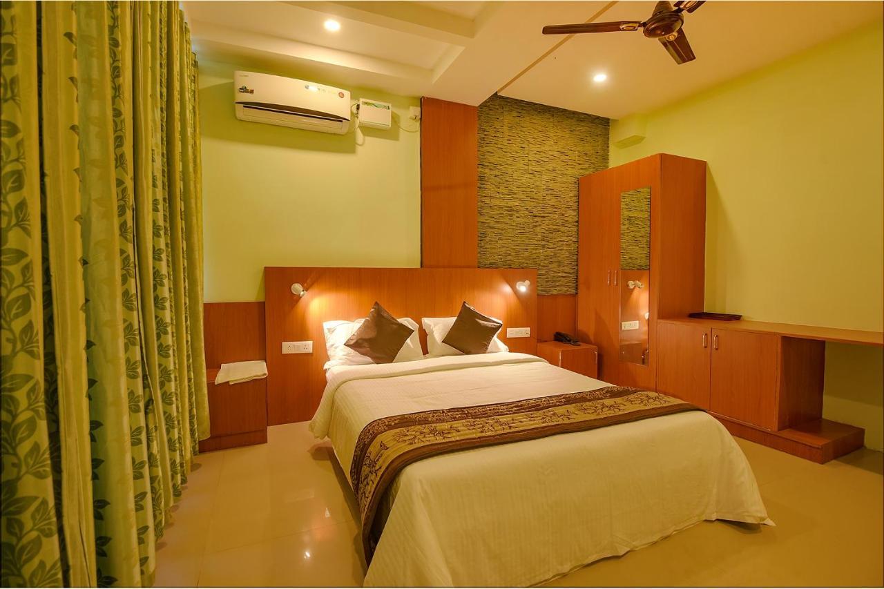 Fabhotel The Btm Palace - Btm Layout Bangalore Dış mekan fotoğraf