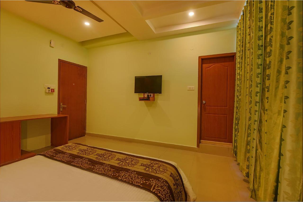 Fabhotel The Btm Palace - Btm Layout Nr Gopalan Innovation Mall Bangalore Dış mekan fotoğraf