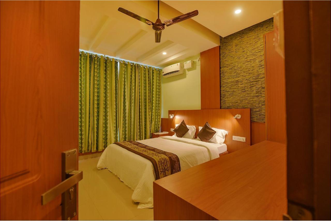 Fabhotel The Btm Palace - Btm Layout Bangalore Dış mekan fotoğraf